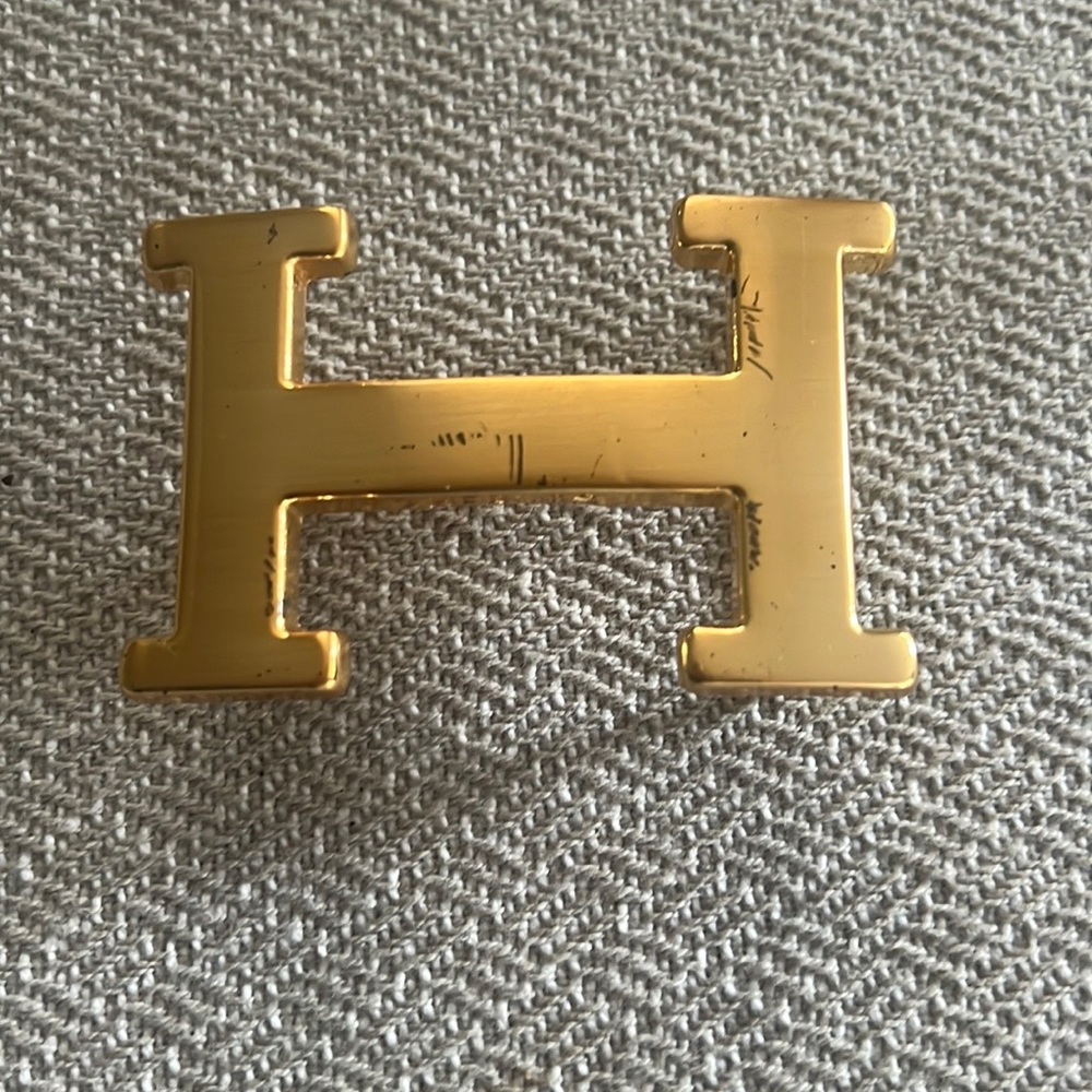 Belt buckle H